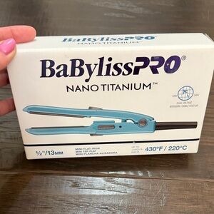 BaBylissPRO Nano Titanium Mini Flat Iron - Blue